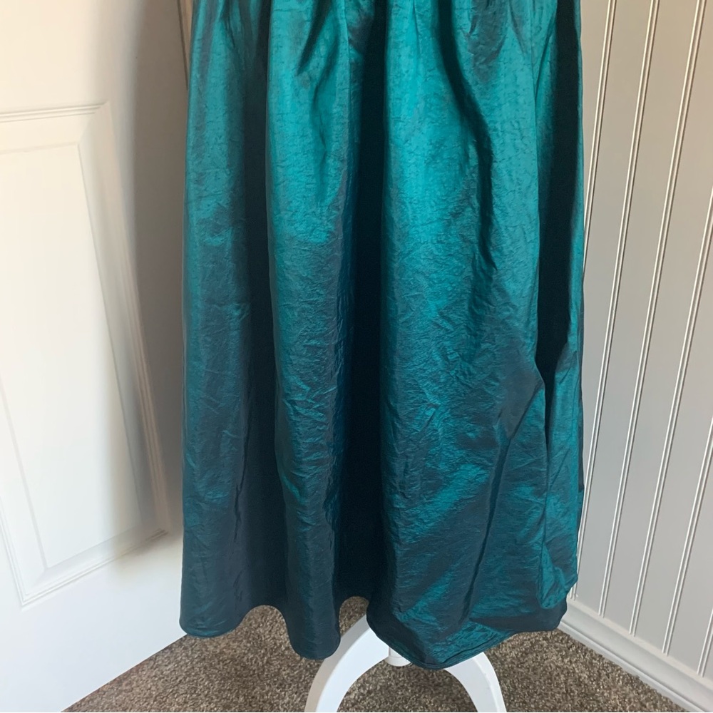 Unbranded Emerald Green and Black Taffeta and Lace 80’s Tea Length Dress size 4 - Picture 4 of 9